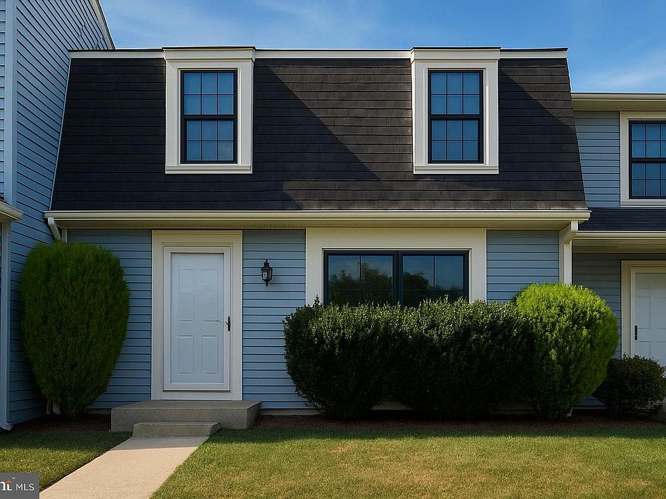 1st image of 21 Haxall Ct