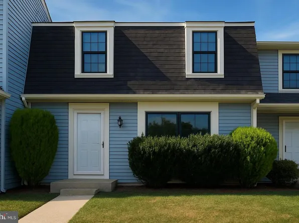 21 Haxall Ct, Sterling, VA 20165