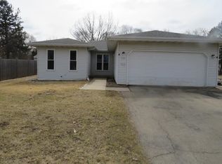 835 Florida Ave, Oshkosh, WI 54902