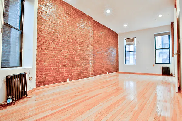 Rented by Platinum Properties | media 2