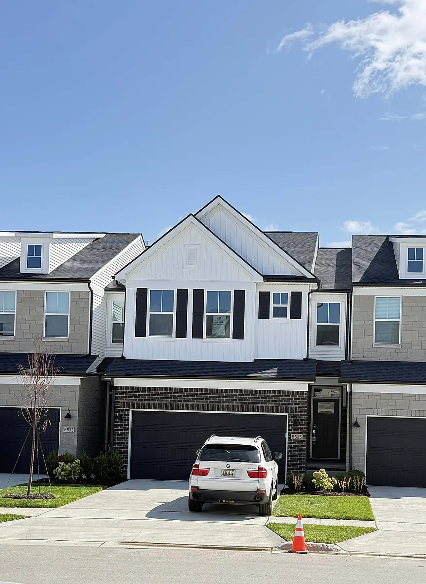 Building Photo - 5535 E Spaniel Dr