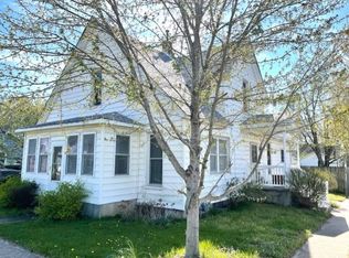 400 E 8th St, Beardstown, IL 62618
