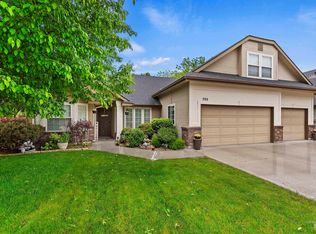 999 S Clear Lake Pl, Eagle, ID 83616