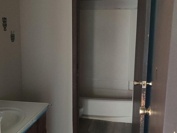 5th image of 728 Gordon Smith Blvd APT 10