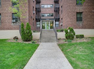 75-05 210th St APT 5L, Queens, NY 11364