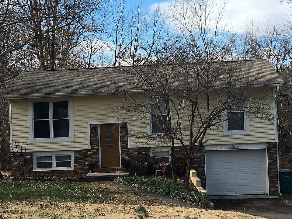 1st image of 1334 Scotsbury Cir