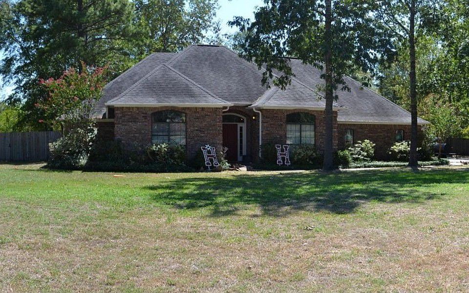 1st image of 306 Southern Trace Dr