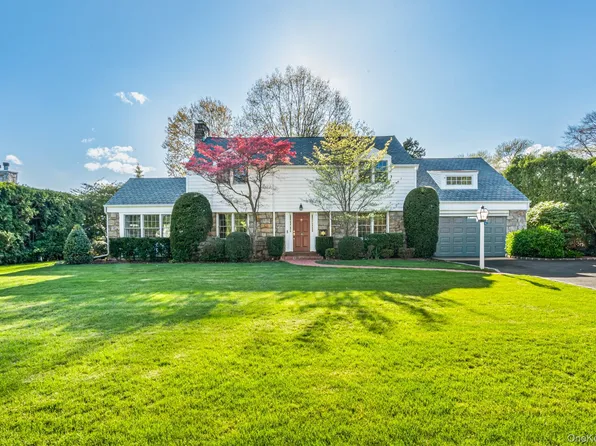 38 Prospect Avenue, Garden City, NY 11530