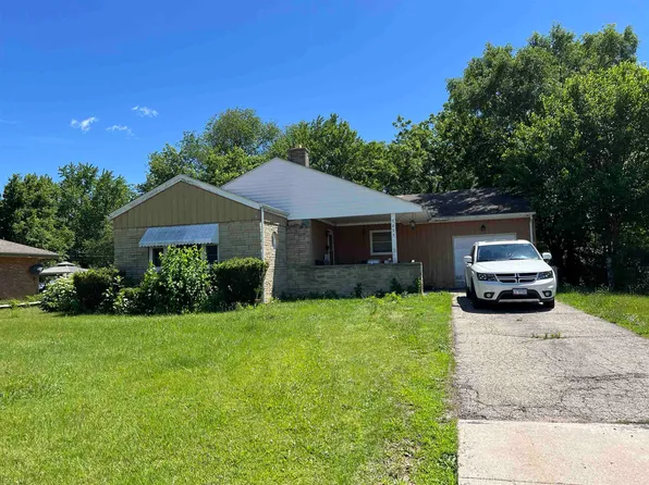 3035 N Church St, Rockford, IL 61103