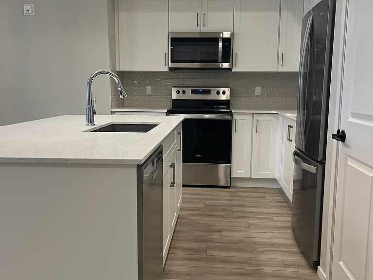 140 Mahogany St S #106 — Photo 33