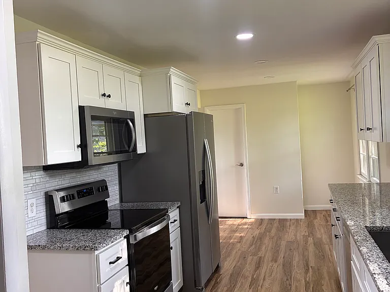 331 Said Rd — Photo 2