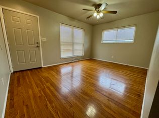 8600 Jo Ct, Berkeley, MO 63134