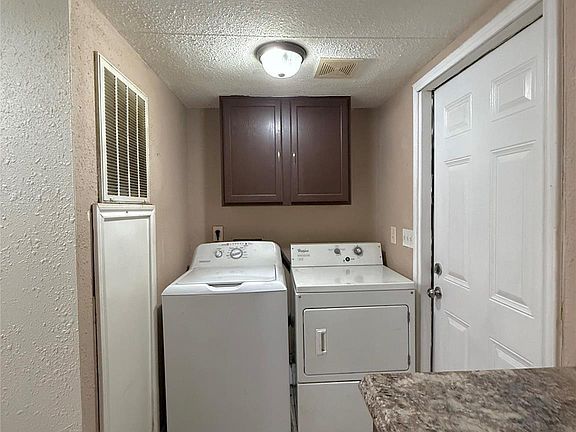 5th image of 2000 W Humble St
