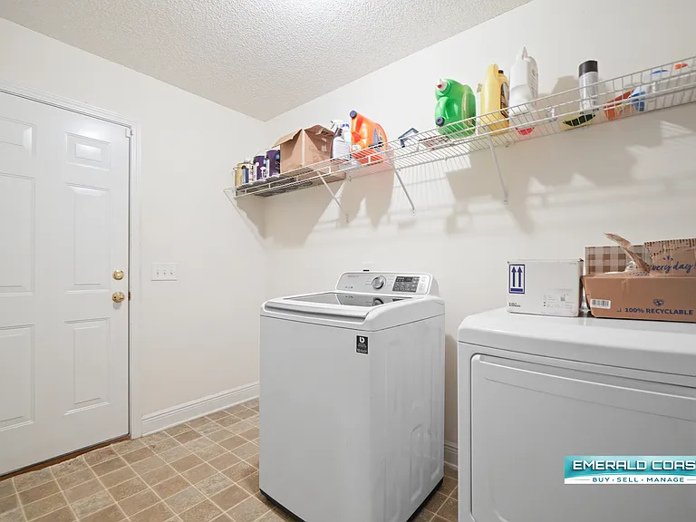 238 Foxchase Way — Photo 14