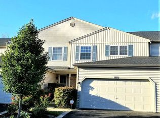 1973 Bayview Ln, Aurora, IL 60506