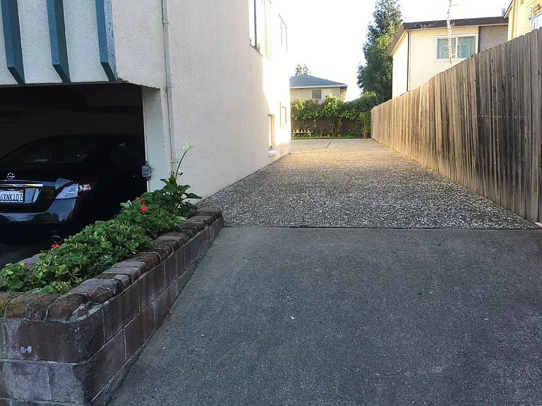 1730 Stuart St — Photo 21