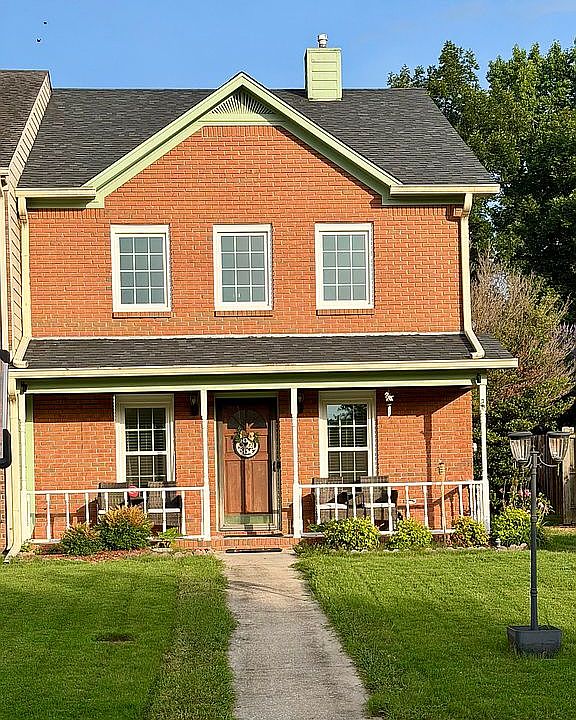 1st image of 2313 Williamsburg Ct SW