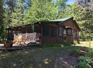 3674 Lakeland Dr, Cheboygan, MI 49721