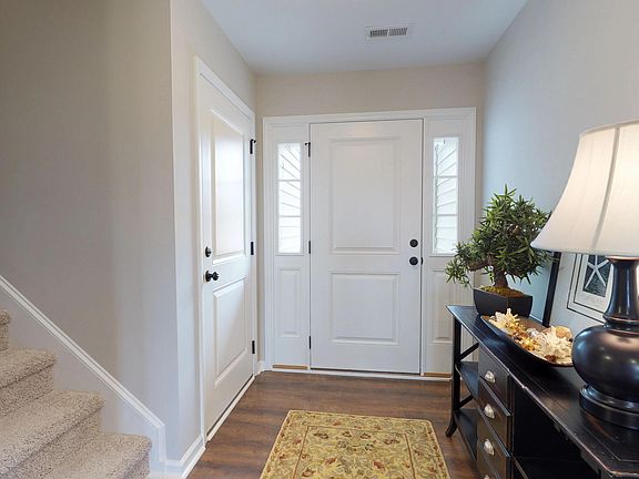 5th image of 6011 Sagebrush Drive