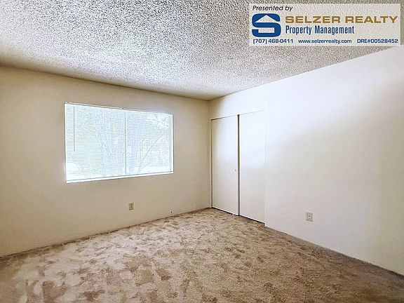 5th image of 385 El Rio Ct #4