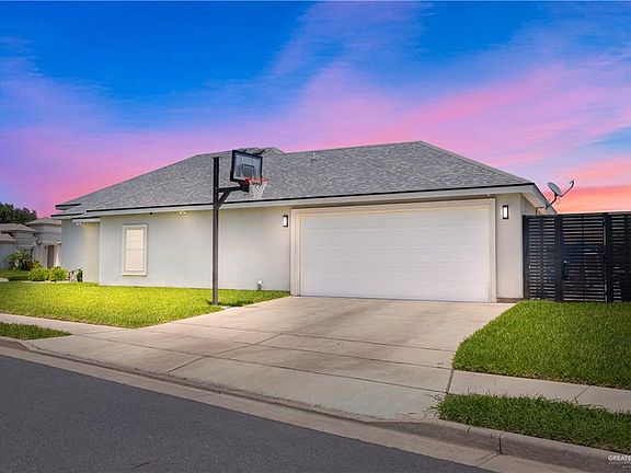 2nd image of 4117 Wisteria Ave