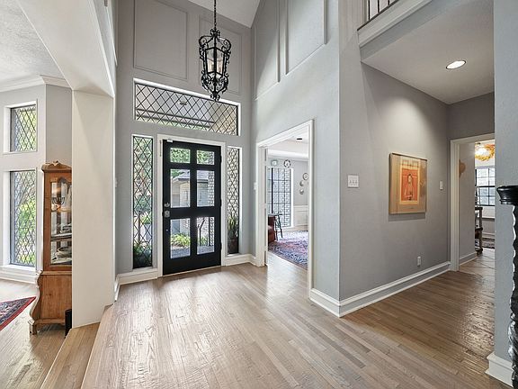 2nd image of 6920 Gaston Ave