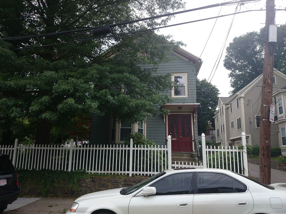 2nd image of 87 Wyman St