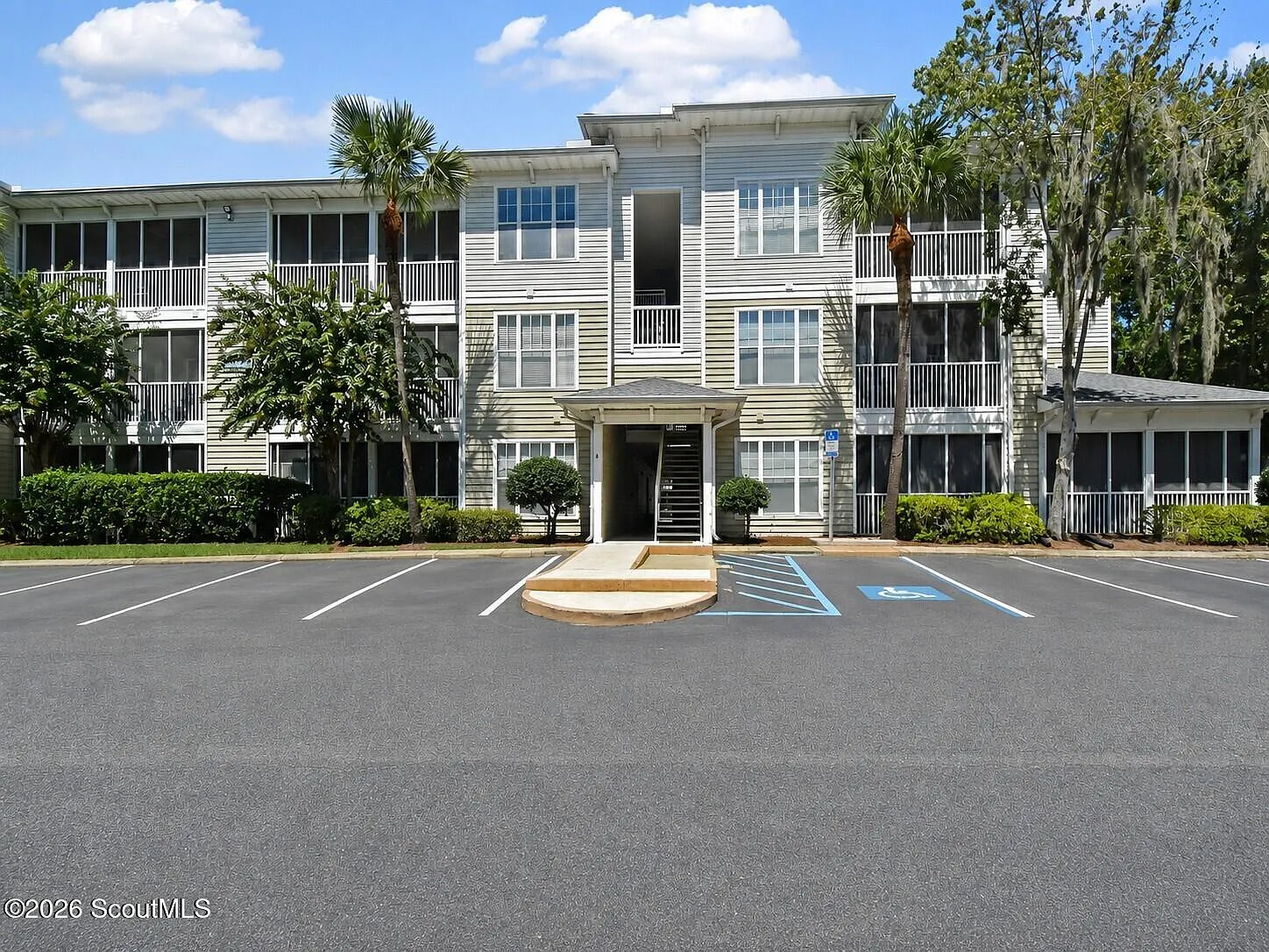2 bed, 2.0 bath, 1166 sqft, $2,800 — Photo 3