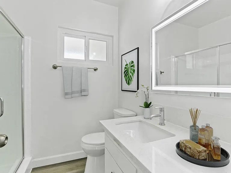 2477 Sawtelle Blvd — Photo 31