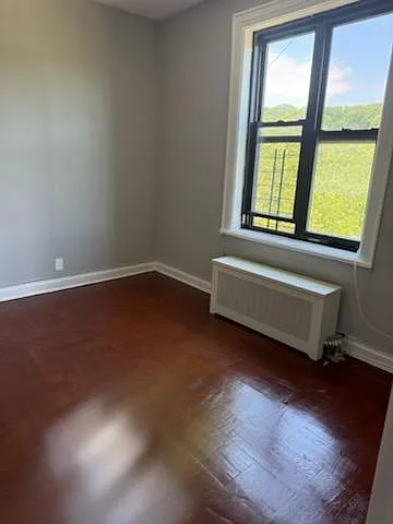 12 Elton St #6 — Photo 2