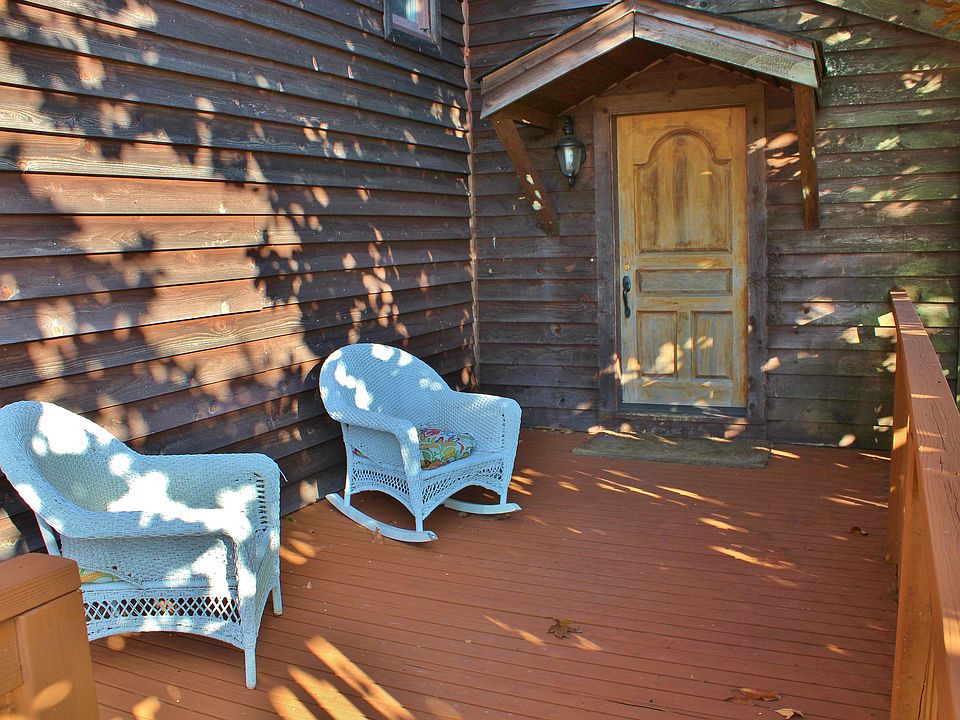 Inviting front porch.
