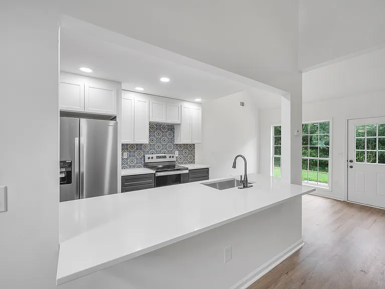 223 Turtle Cv — Photo 2