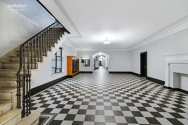 Sold by Sotheby's International Realty | media 15