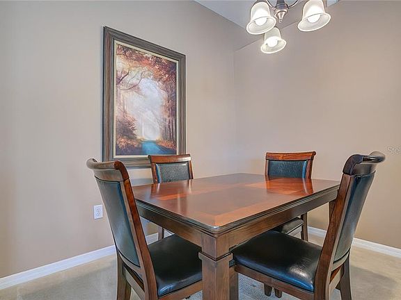 5th image of 15647 Leatherleaf Ln