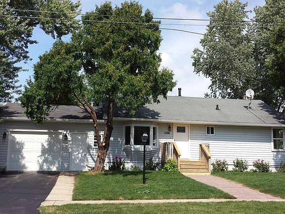 2nd image of 206 W Park St