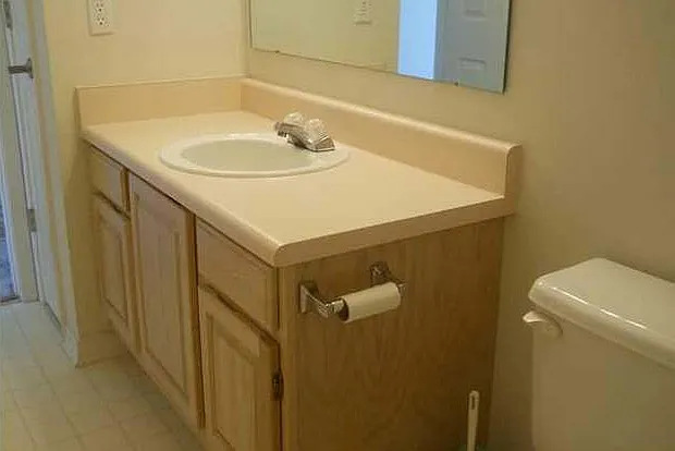 624 Eastwood Cir — Photo 30