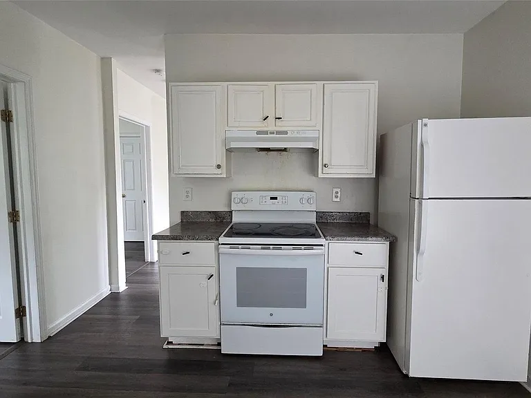52 Parker Ave #2 — Photo 5