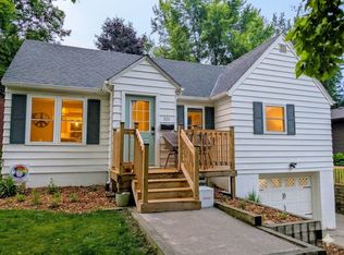 321 19th Ave N, Hopkins, MN 55343