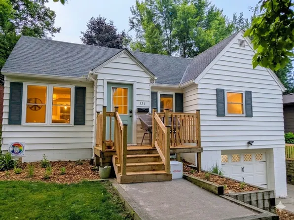321 19th Ave N, Hopkins, MN 55343