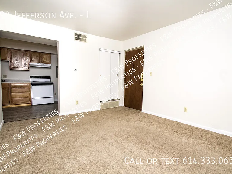 190 Jefferson Ave #L — Photo 2