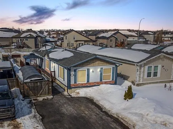 108 E Fir St, Wood Buffalo, AB T9K 0K2