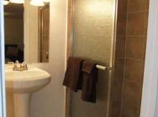 3046 Heather Ln, Falls Church, VA 22044