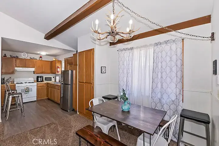 325 W Fairway Blvd — Photo 4