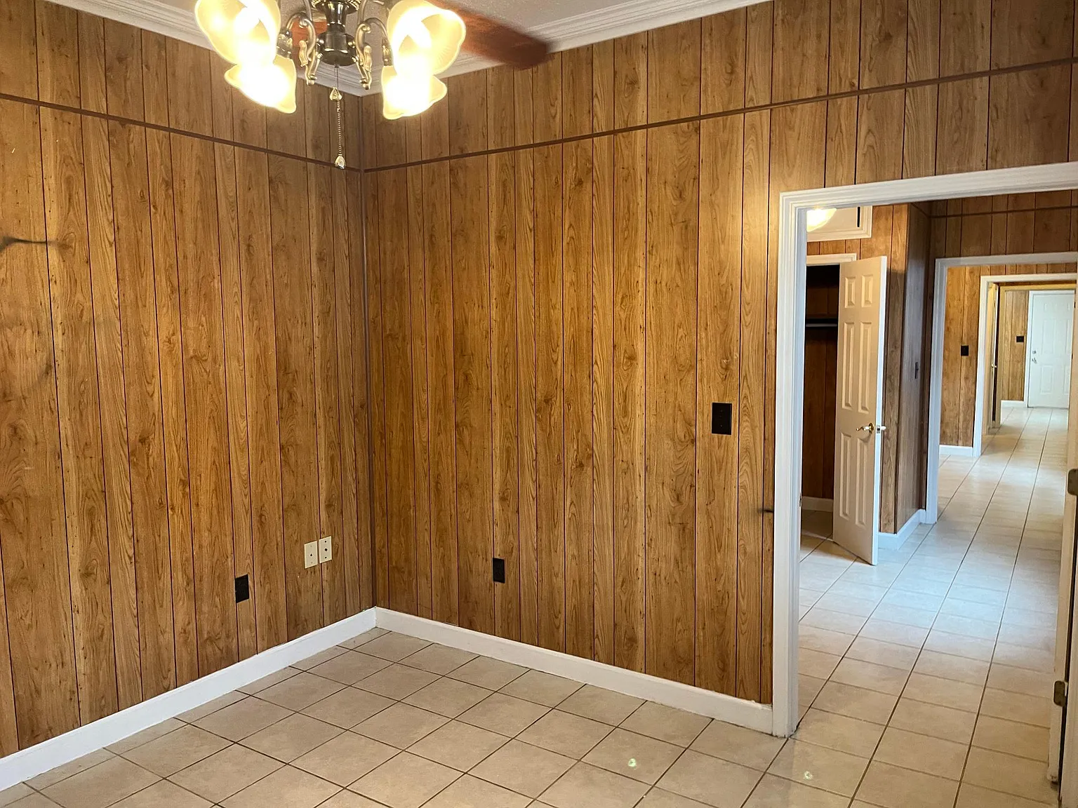 2 bed, $1,200 — Photo 2