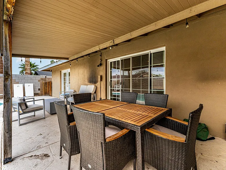 8719 E Osborn Rd — Photo 28