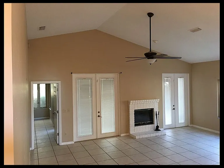 247 New Waterford Pl — Photo 3