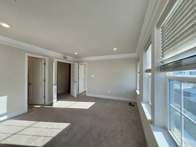 2115 Woodlands Rd — Photo 22