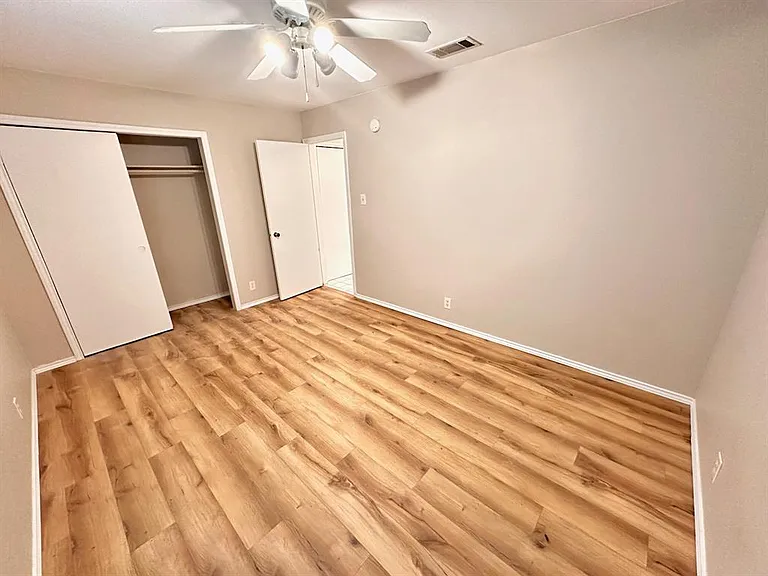 2215 Post Rd #1010 — Photo 15