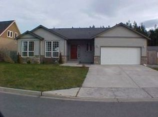 817 Joshua St, Port Angeles, WA