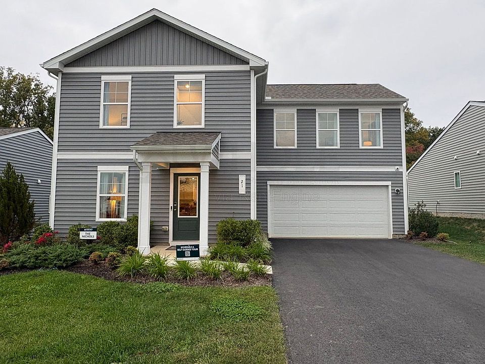 1st image of 21 Horse Path Dr